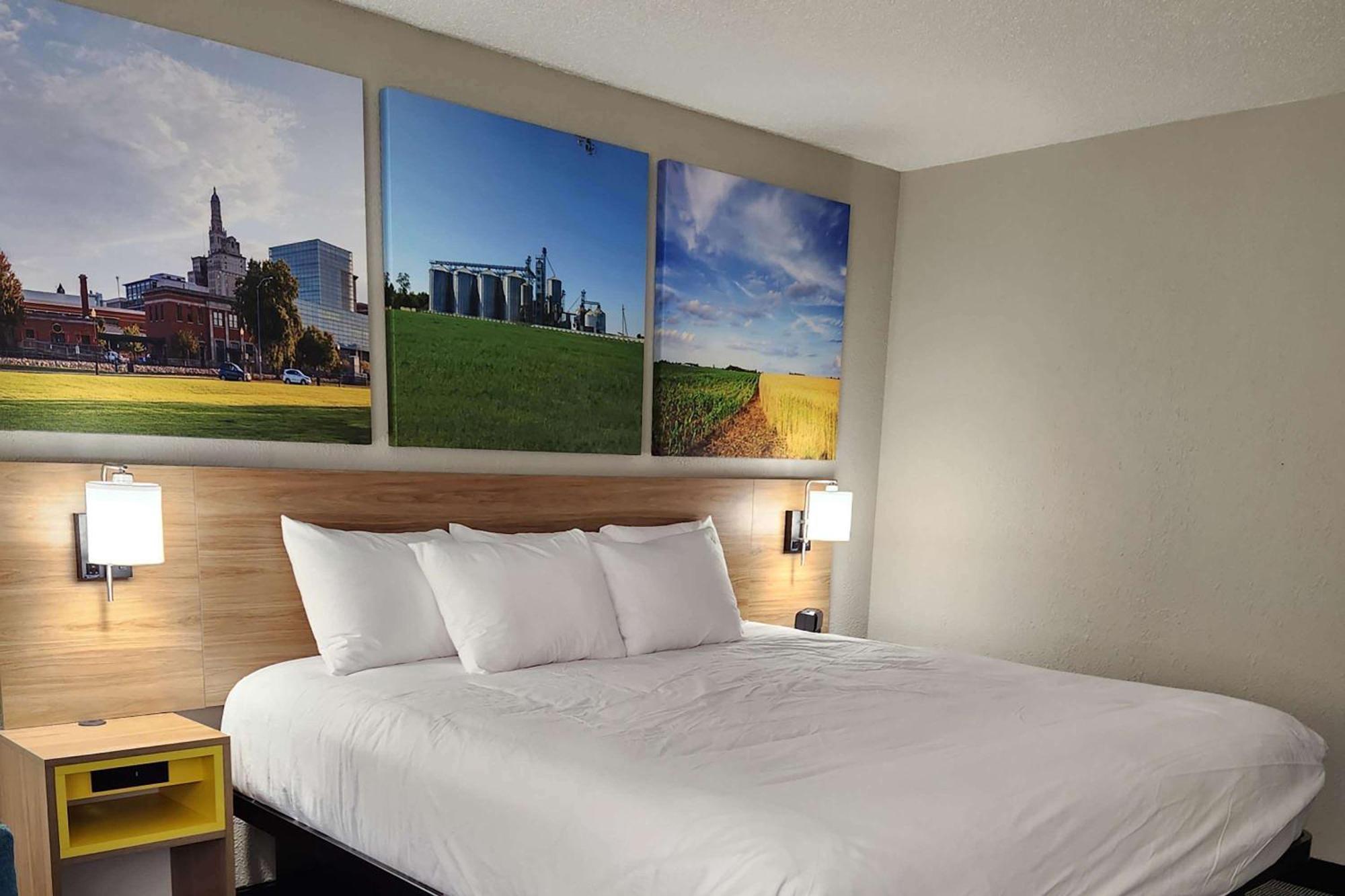 Days Inn By Wyndham דבנפורט מראה חיצוני תמונה